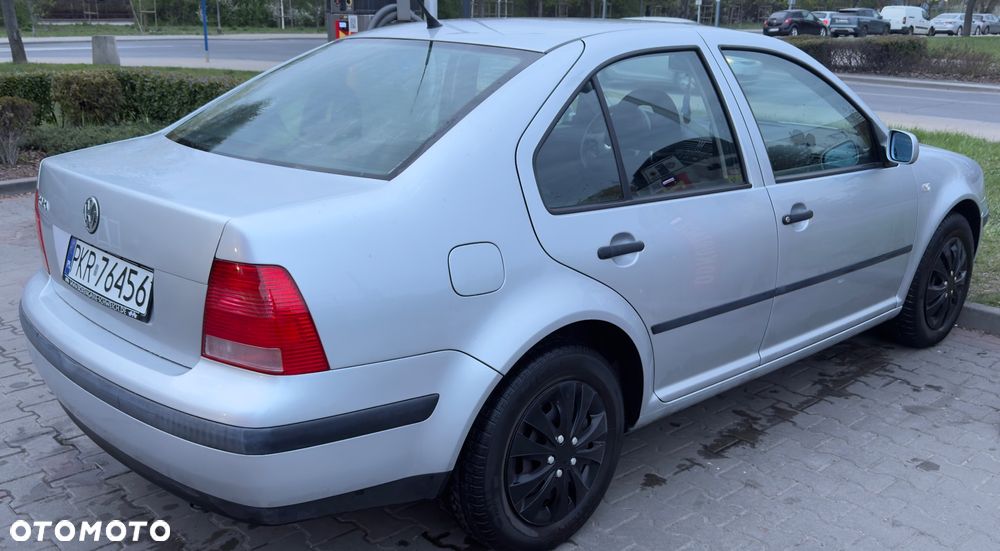 Volkswagen Bora 1.4 Basis - 5