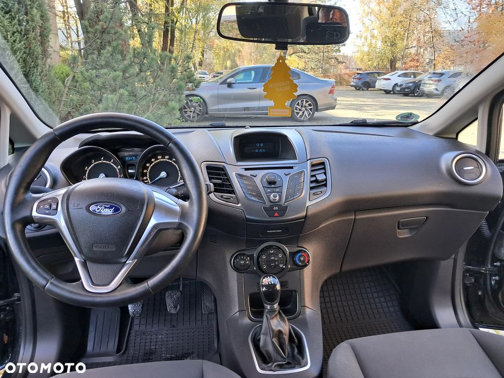 Ford Fiesta 1.25 Celebration - 17