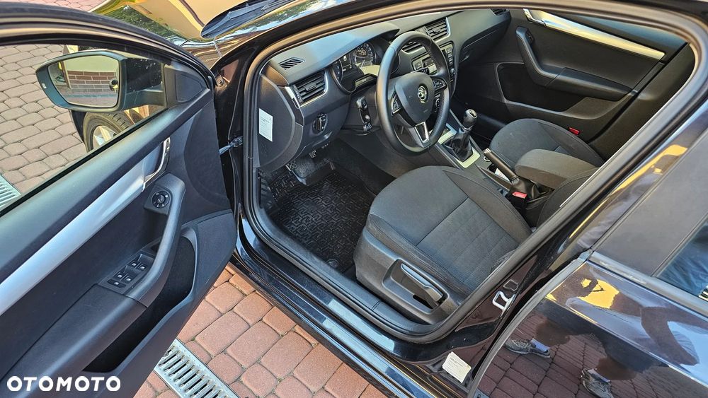 Skoda Octavia 2.0 TDI Elegance - 27
