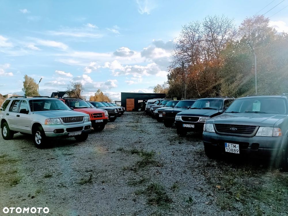 Ford Explorer 4.0 4WD - 21