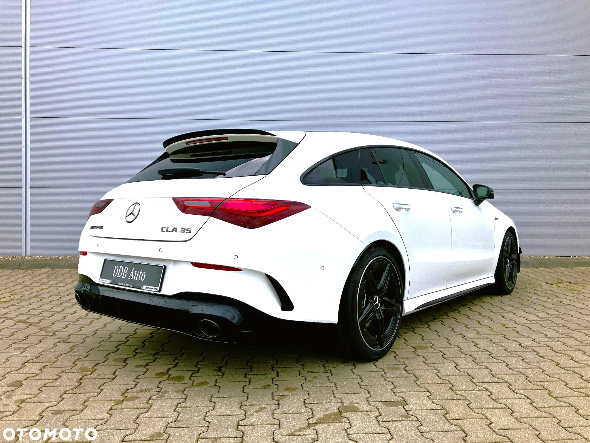 Mercedes-Benz CLA AMG 35 4-Matic 7G-DCT - 3
