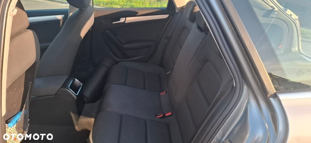Audi A4 Avant - 10