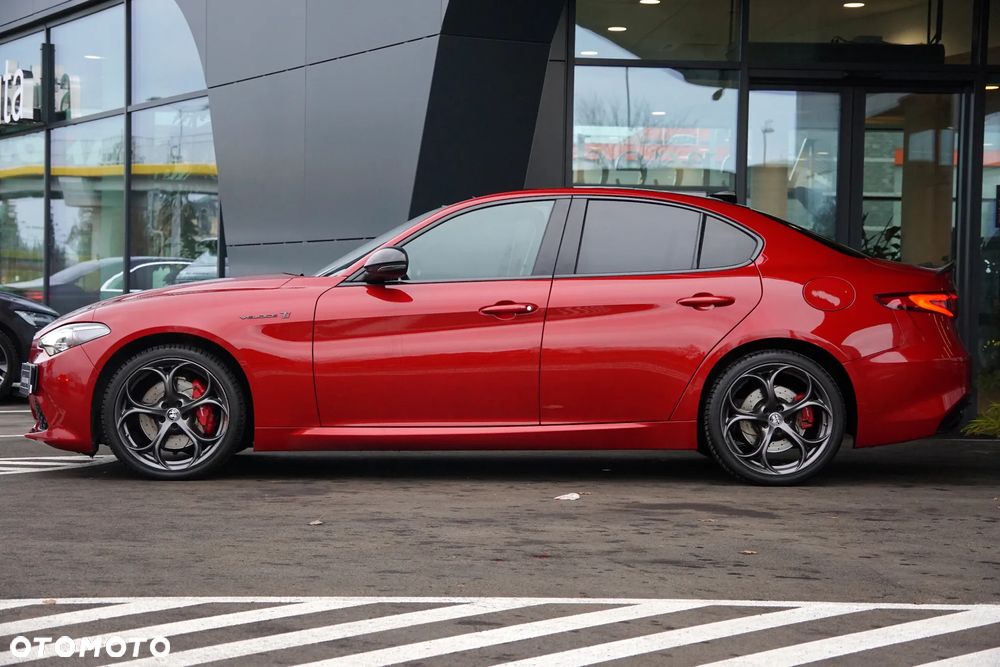 Alfa Romeo Giulia 2.0 Turbo 16V AT8-Q4 Veloce Ti - 3