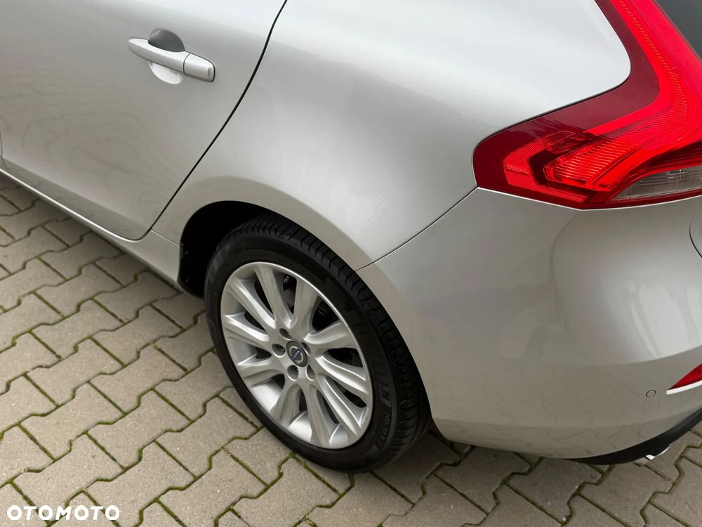 Volvo V40 - 12