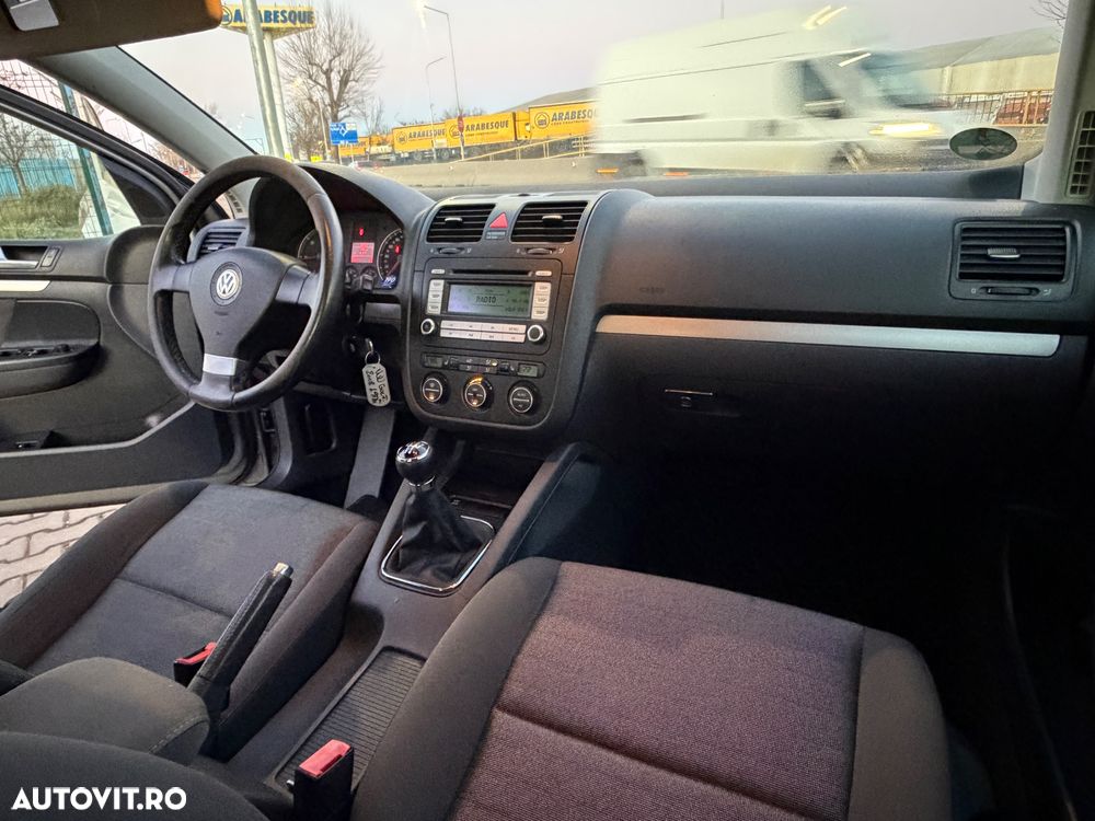 Volkswagen Golf 1.9 TDI DPF Tour - 25