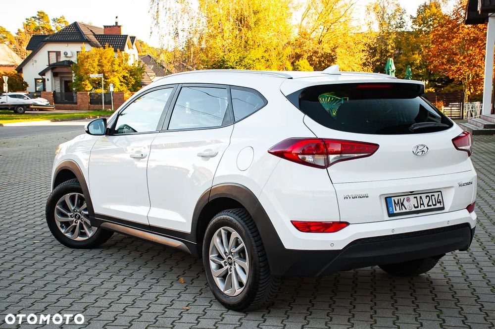 Hyundai Tucson blue 1.6 GDi 2WD Intro Edition - 16