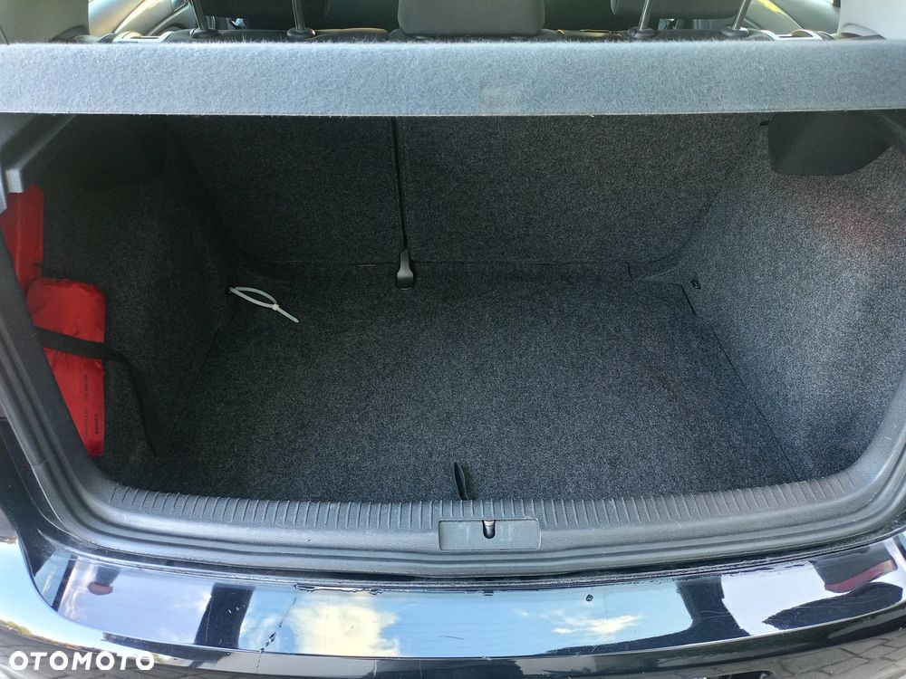Volkswagen Golf 1.6 Edition - 12