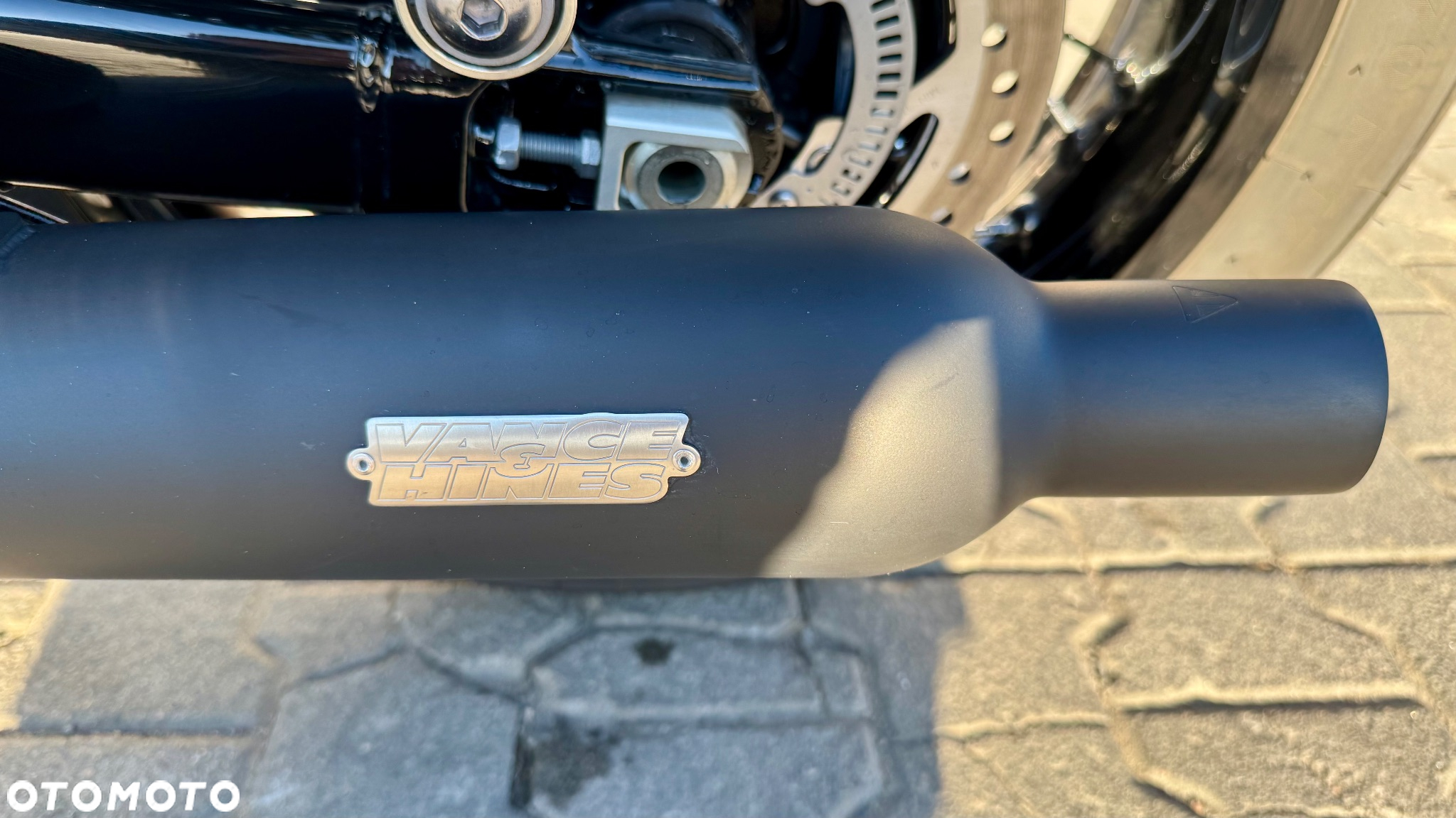 Triumph Bonneville - 11