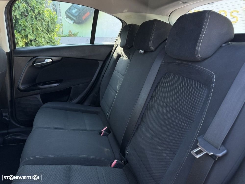 Fiat Tipo 1.3 M-Jet Lounge — fotografia 16