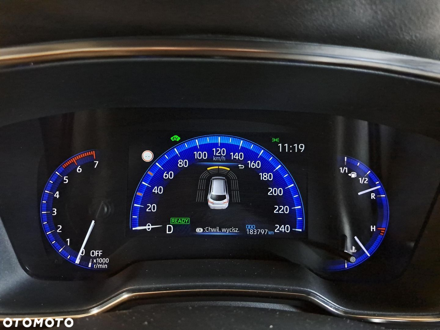 Toyota Corolla 1.8 Hybrid Comfort - 34