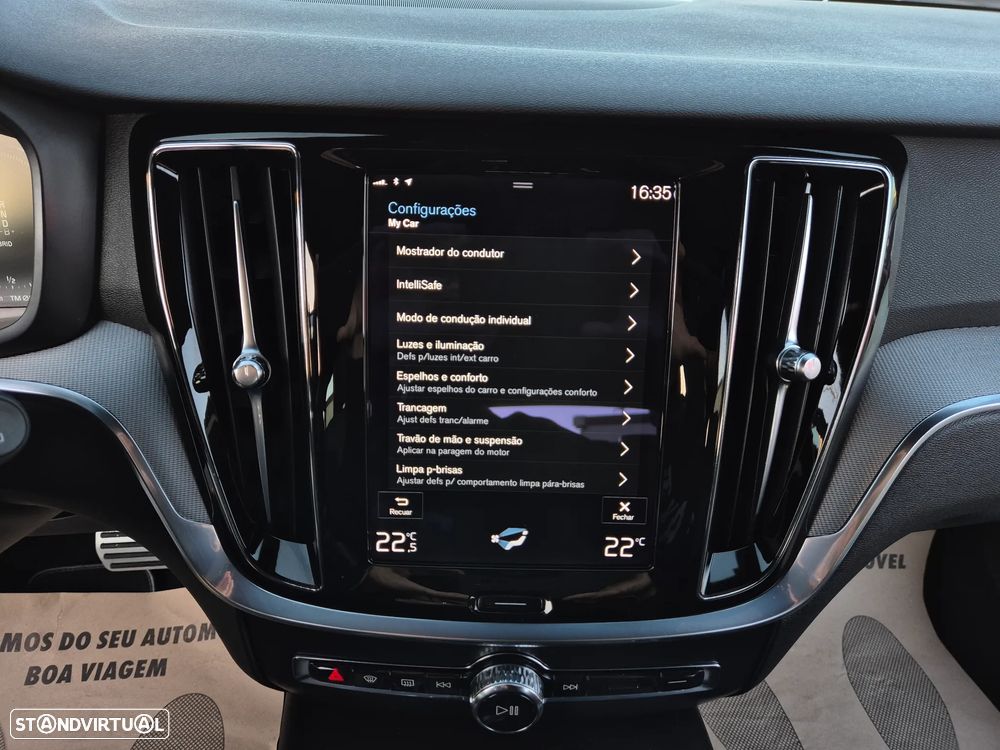 Volvo V60 2.0 T6 AWD TE R-Design - 31