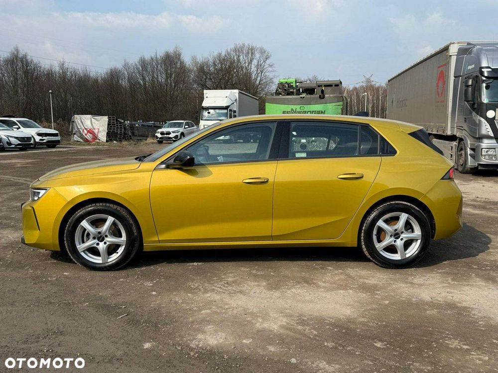 Opel Astra 1.2 Turbo Edition - 3