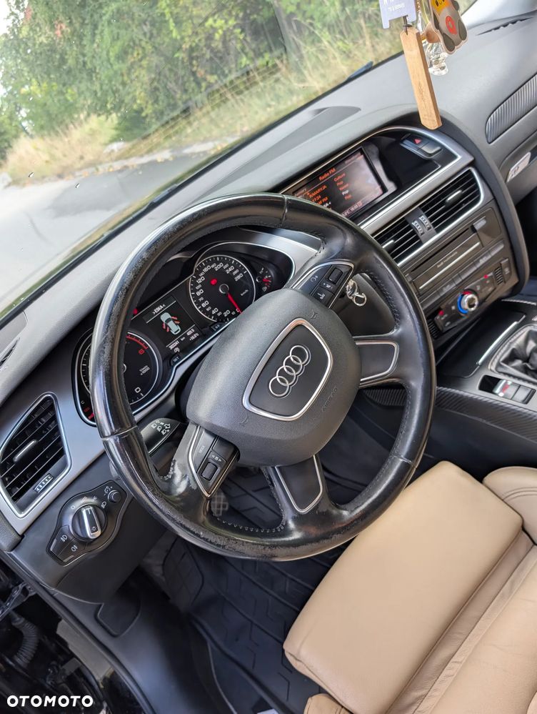 Audi A4 Avant 2.0 TDI DPF Ambition - 23