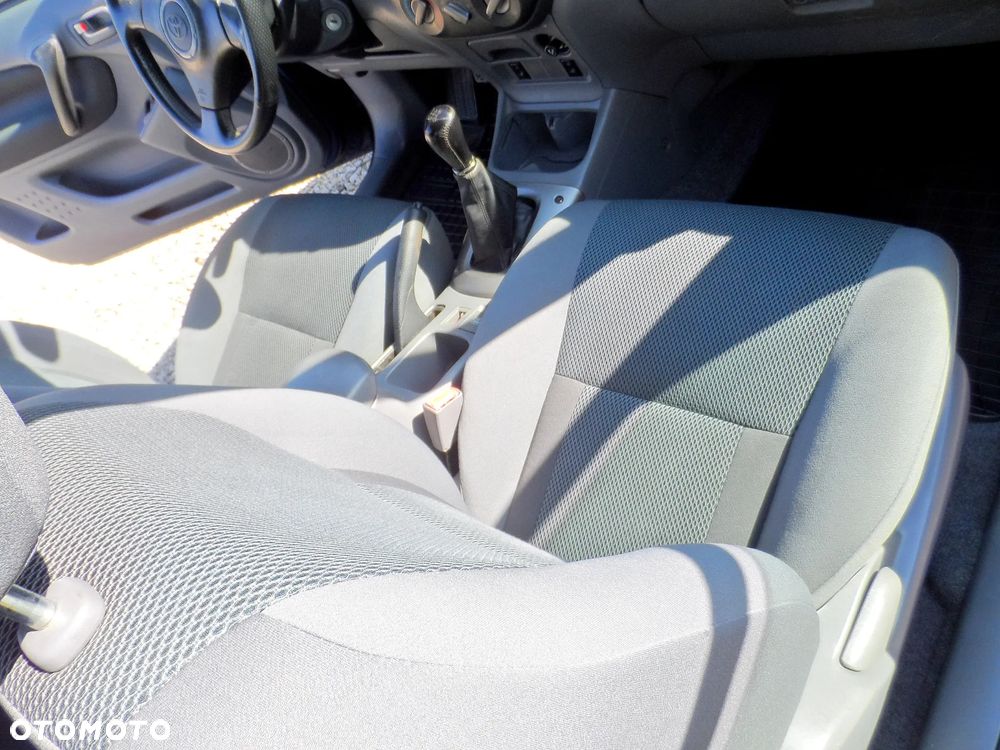 Toyota RAV4 4x4 - 18