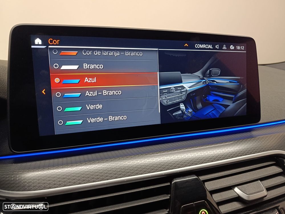 BMW 520 d Pack Desportivo M Auto - 25