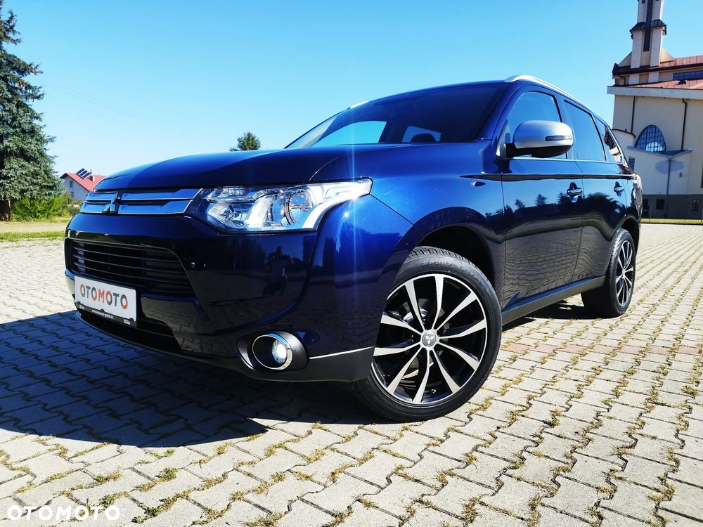 Mitsubishi Outlander 2.0 2WD Diamant Edition - 3