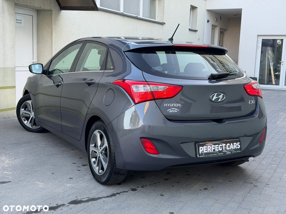 Hyundai i30 1.6 Fifa World Cup Edition - 5