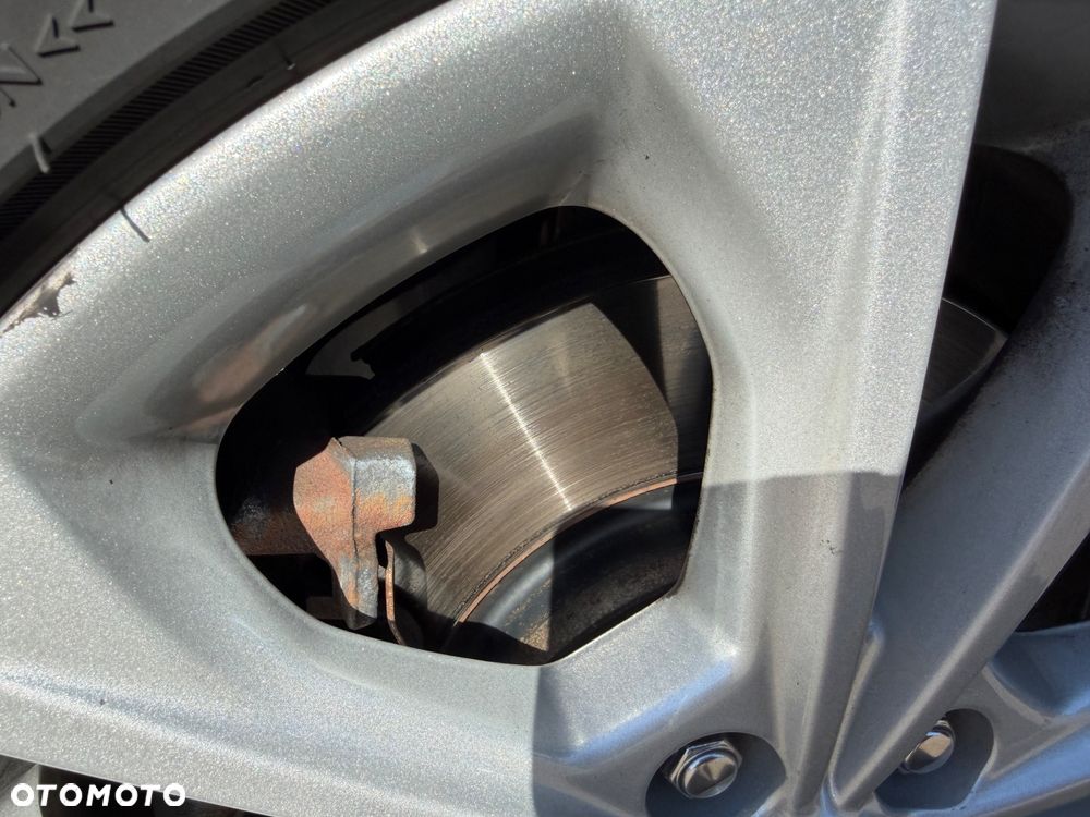 Ford Kuga 2.0 TDCi 4x2 Titanium - 14