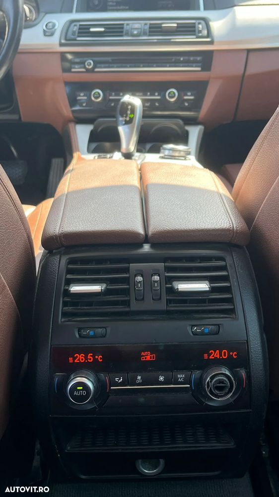 BMW Seria 5 530d xDrive - 11