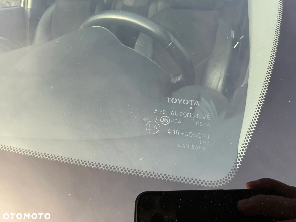 Toyota RAV4 2.0 VVT-i Premium - 37