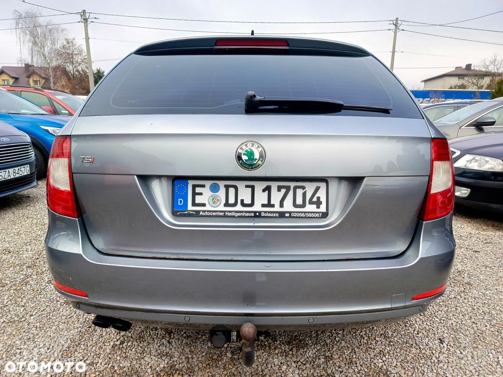 Skoda Superb 1.8 TSI DSG Elegance - 17