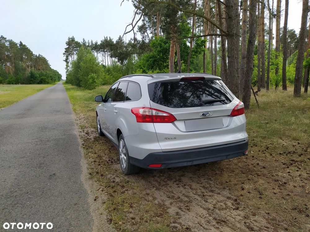 Ford Focus 1.6 TDCi Ambiente - 13