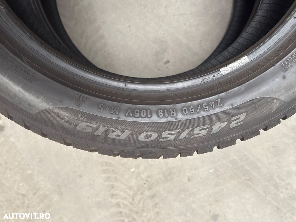 Vând 4 anvelope 245/50/19 Pirelli de iarnă cu runflat ca noi - 5