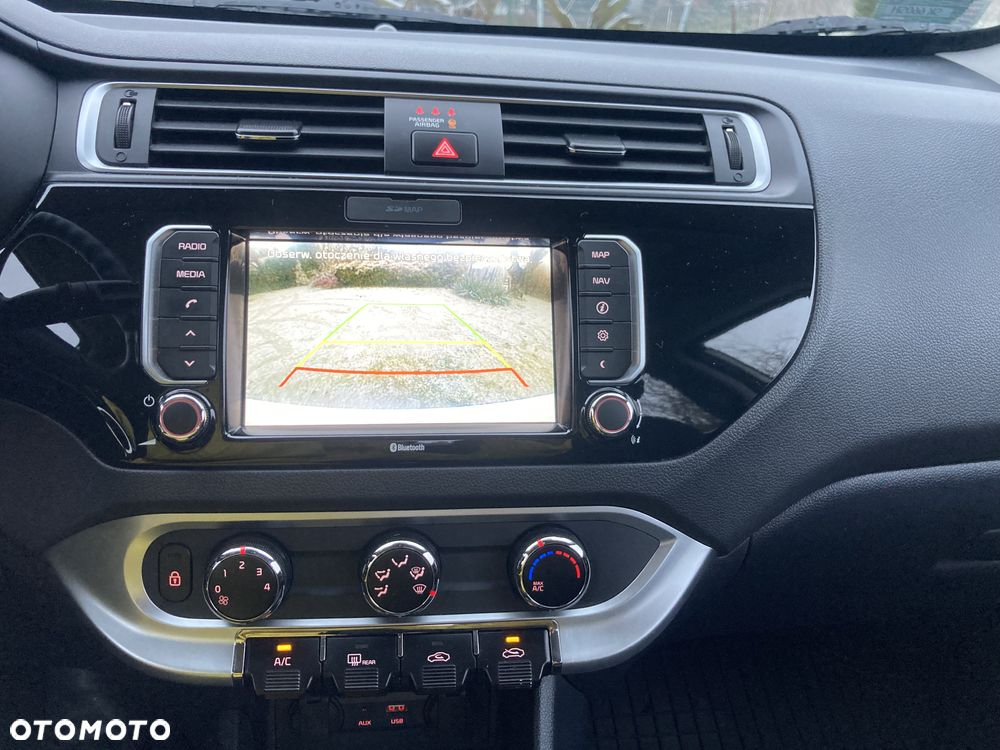 Kia Rio 1.2 XL Business Line - 13