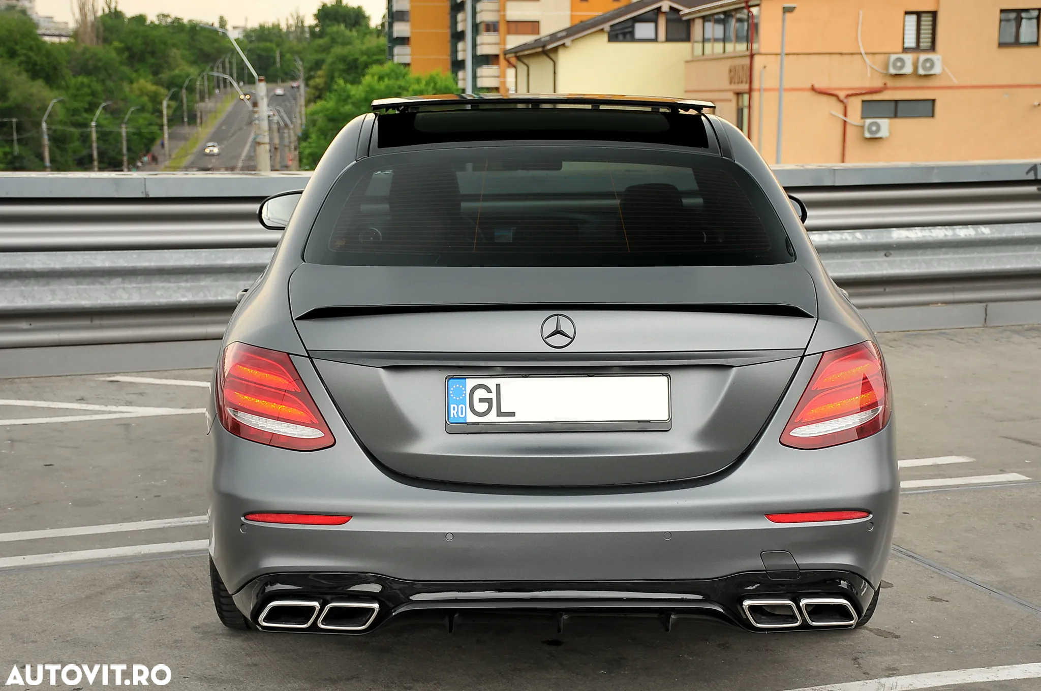 Mercedes-Benz E 350 BlueTEC - 9