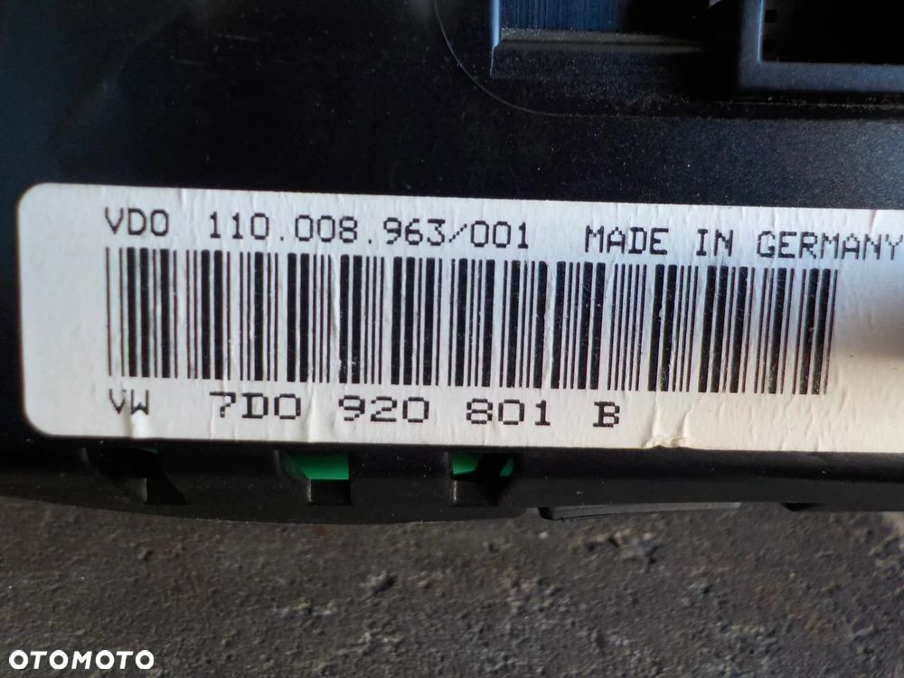 VW T4 2.5 TDI LICZNIK PRĘDKOŚCIOMIERZ 7D0920801B - 4