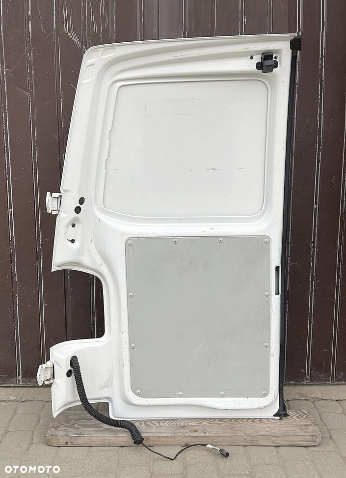 DRZWI TYLNE TYŁ SKRZYDŁOWE PRAWE BIAŁE LB9A B9A VW T5 LIFT T6 CARAVELLE MULTIVAN TRANSPORTER - 5