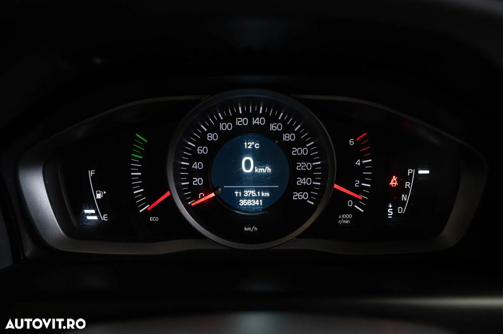 Volvo XC 60 D3 Geartronic Momentum - 21