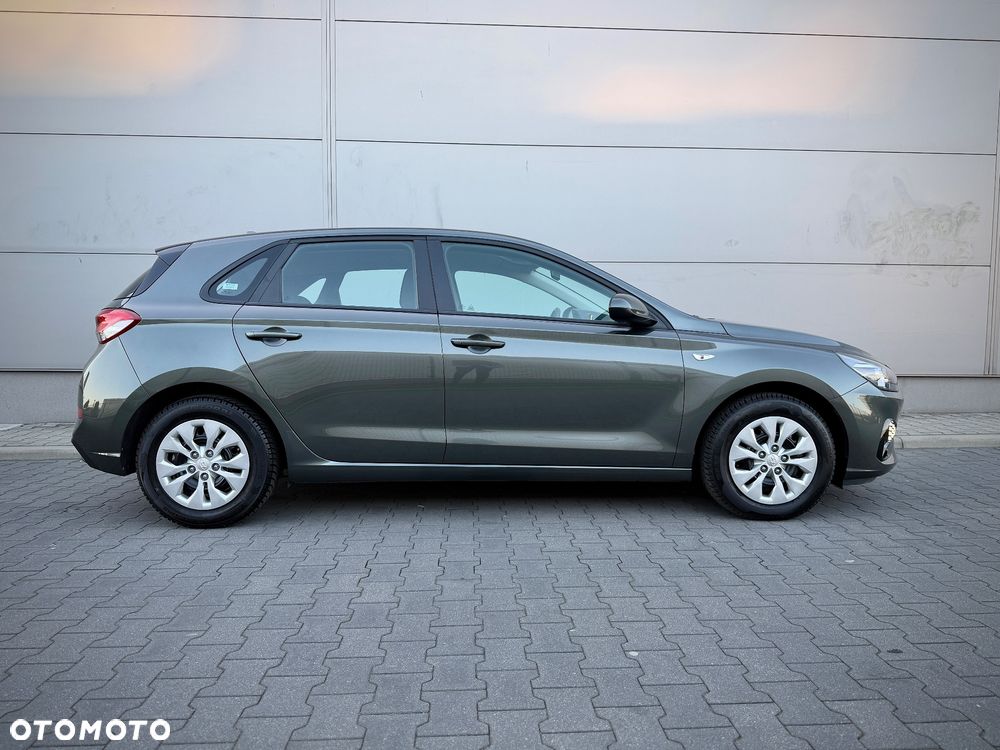 Hyundai i30 1.5 DPI Modern - 9