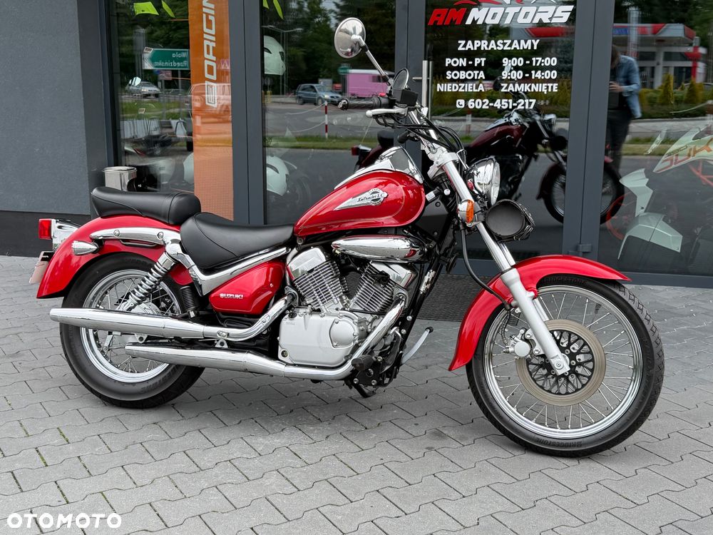 Suzuki Intruder - 2