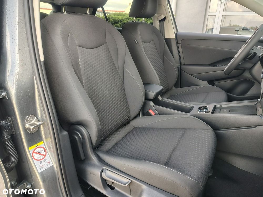 Volkswagen T-Roc - 10