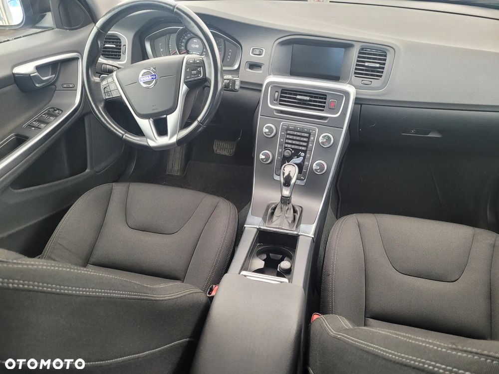 Volvo V60 - 10