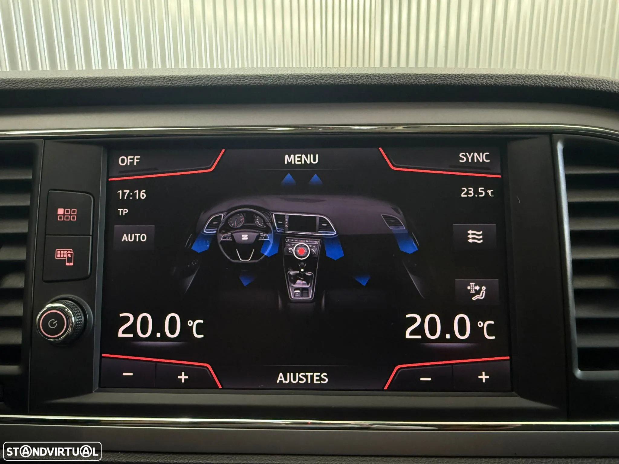 SEAT Leon ST 1.6 TDI Style S/S - 16
