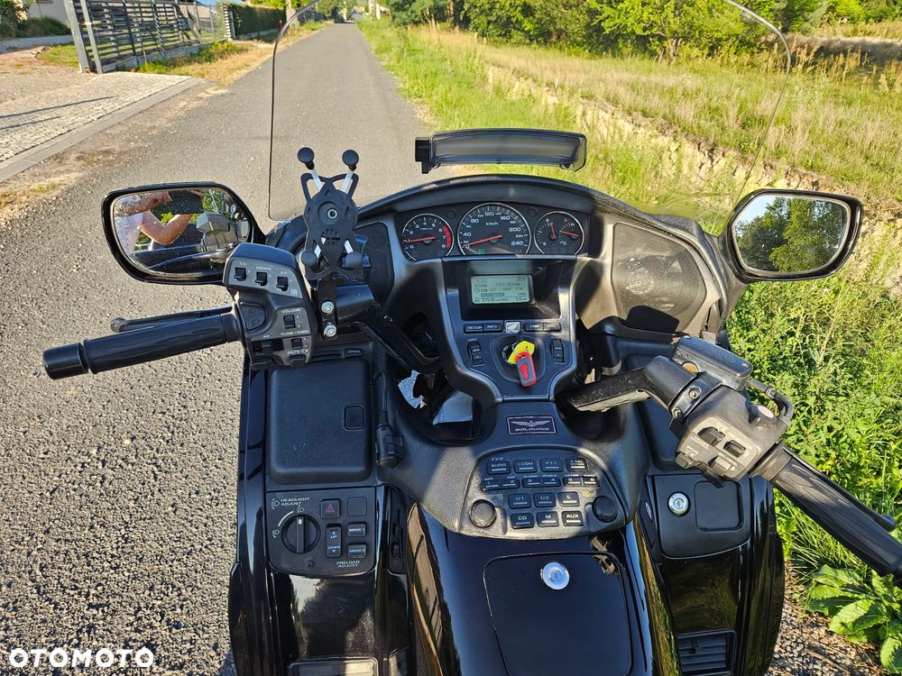 Honda GL - 10