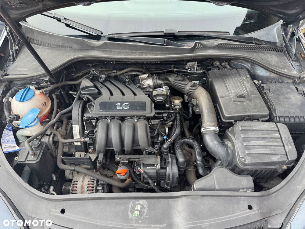 Volkswagen Jetta - 9