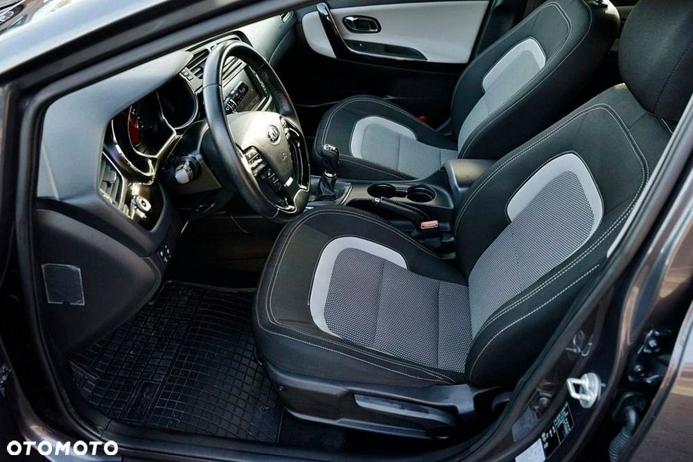 Kia Ceed - 17