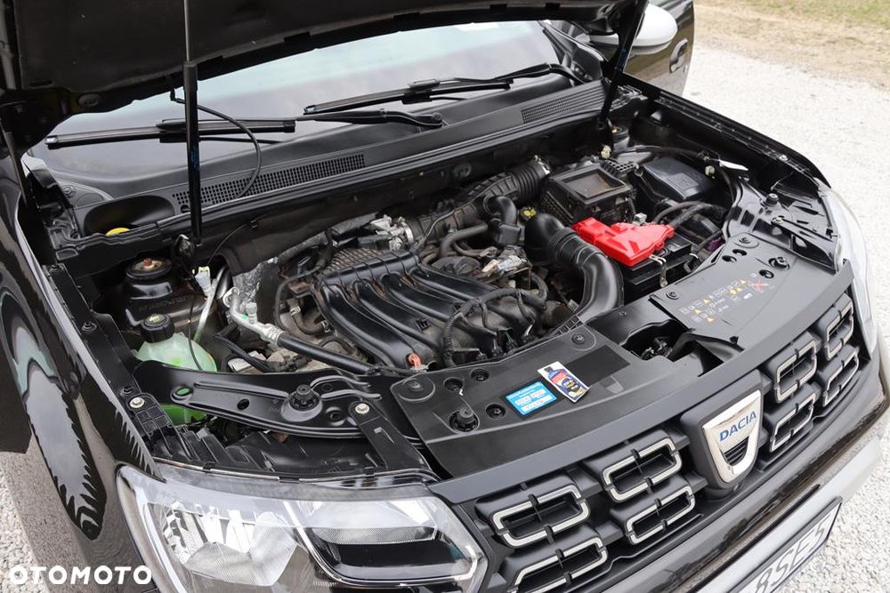 Dacia Duster 1.6 SCe Prestige - 37