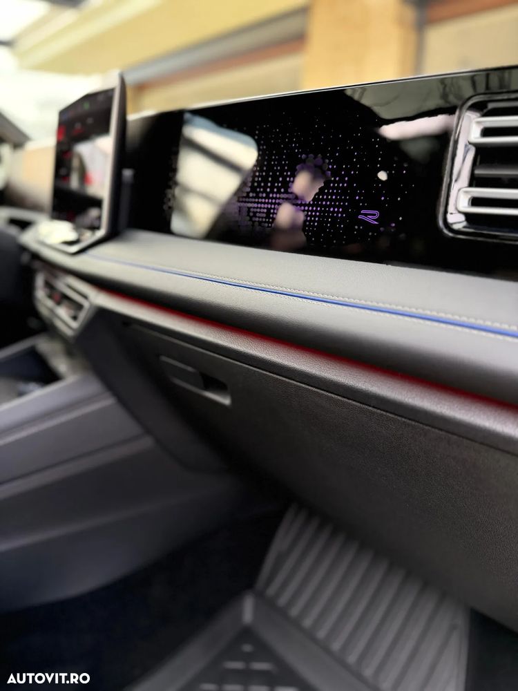 Volkswagen Tiguan 2.0 TDI SCR 4Motion DSG R-Line - 9