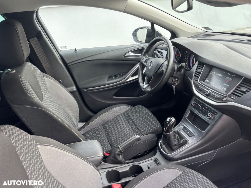 Opel Astra 1.2 Turbo Business Edition - 21