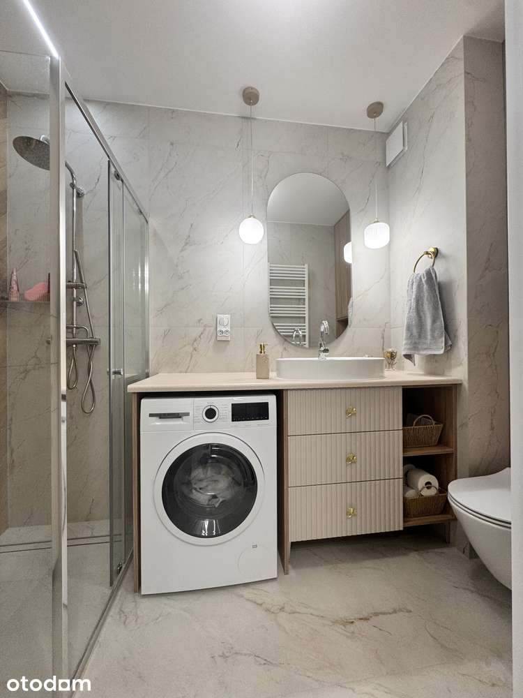 Kawalerka  z balkonem i garażem