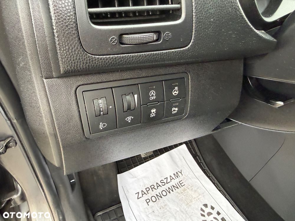 Hyundai ix20 1.4 Premium - 18