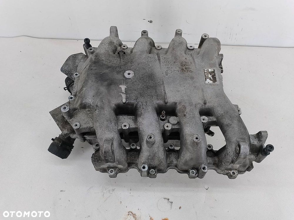 KOLEKTOR SSĄCY AUDI A8 D2 057129713B  057145905B 3.3 TDI - 1