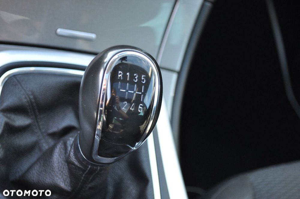 Opel Insignia - 17