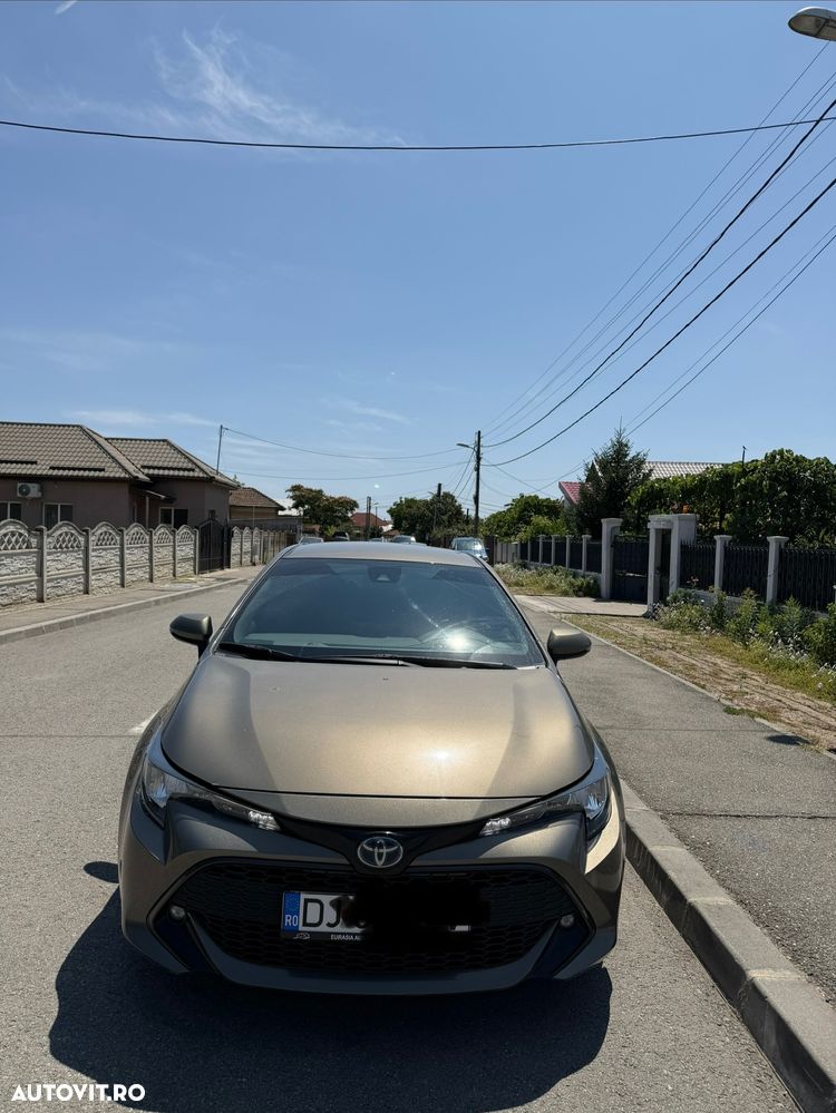 Toyota Corolla - 1