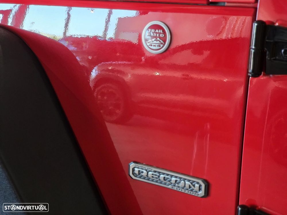 Jeep Wrangler Unlimited 2.8 CRD Recon AT - 14