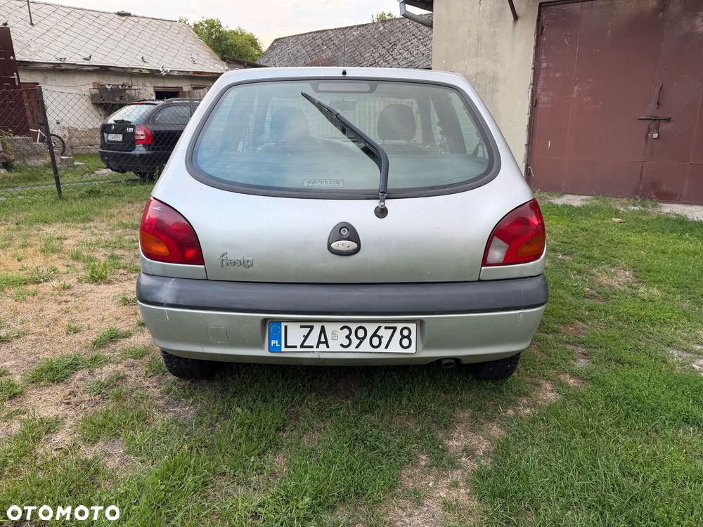 Ford Fiesta - 3
